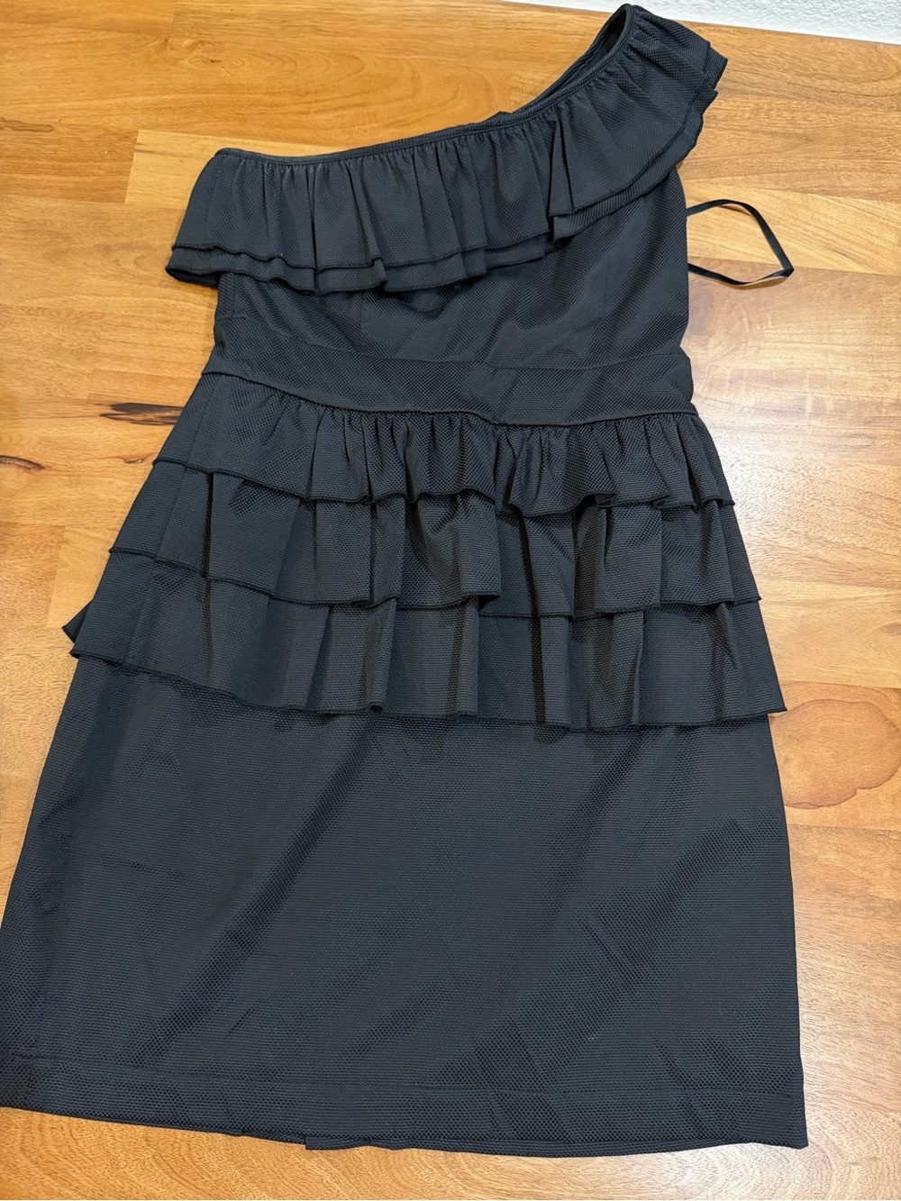 Walter Baker Black One-Shoulder Ruffle Cocktail Dress Size Medium